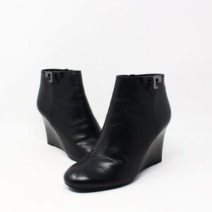 🩷like new Tory burch wedge solid boots 🩷